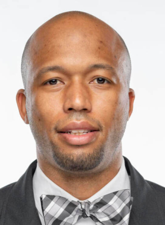 显得尤为重 显得尤为重